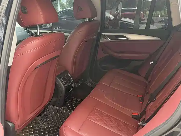 BMW iX3 2023