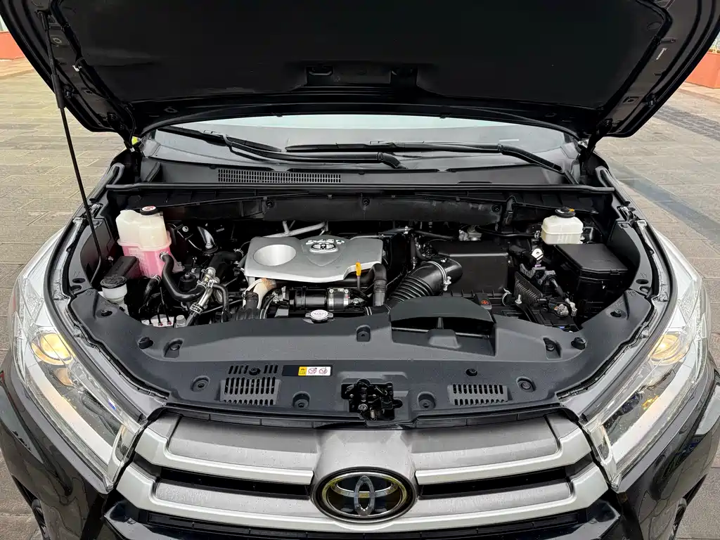 Toyota Highlander 2018 — фото 32