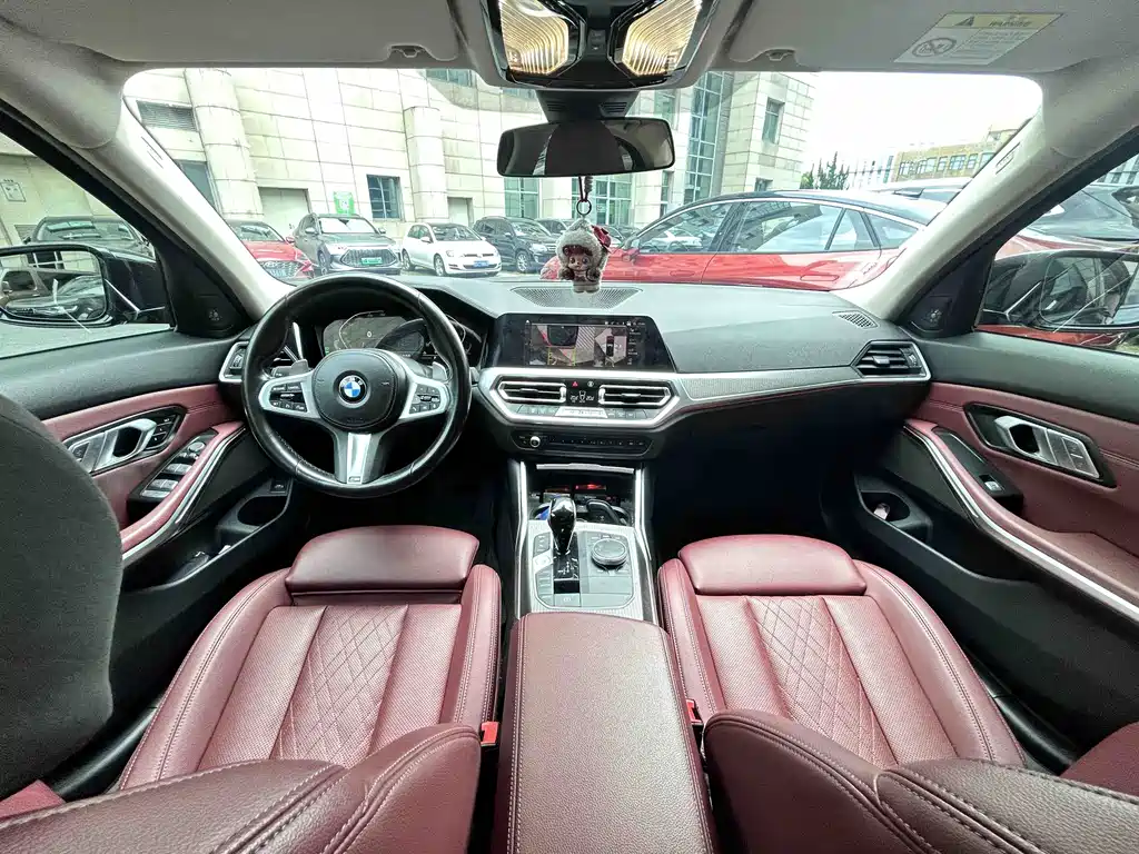 BMW 3 Series 2022 — фото 12