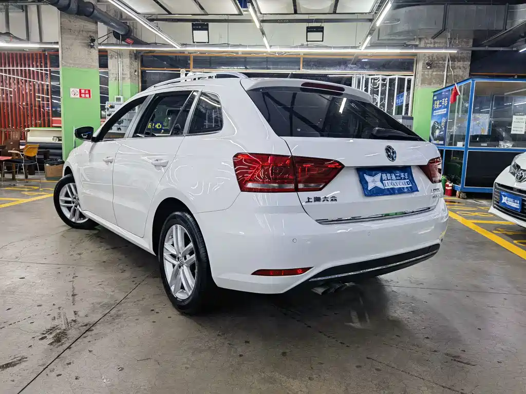 Volkswagen Gran Lavida 2016