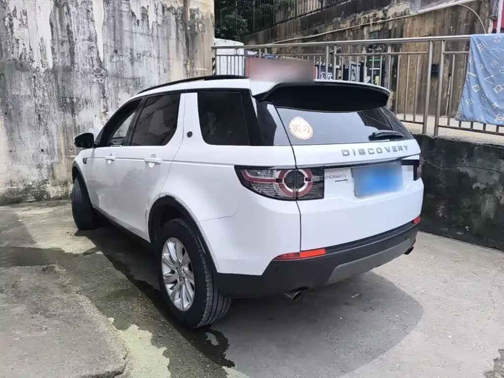 Land Rover Discovery Sport 2017 — фото 5