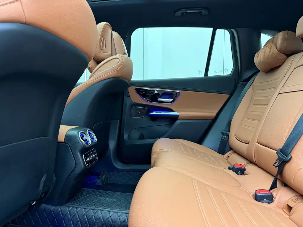 Mercedes-Benz GLC 2025 — фото 10