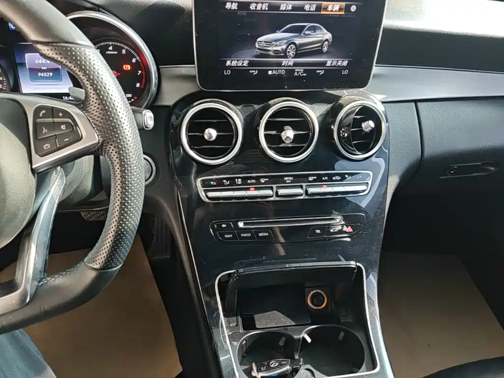 Mercedes-Benz C-Class 2016 — фото 20