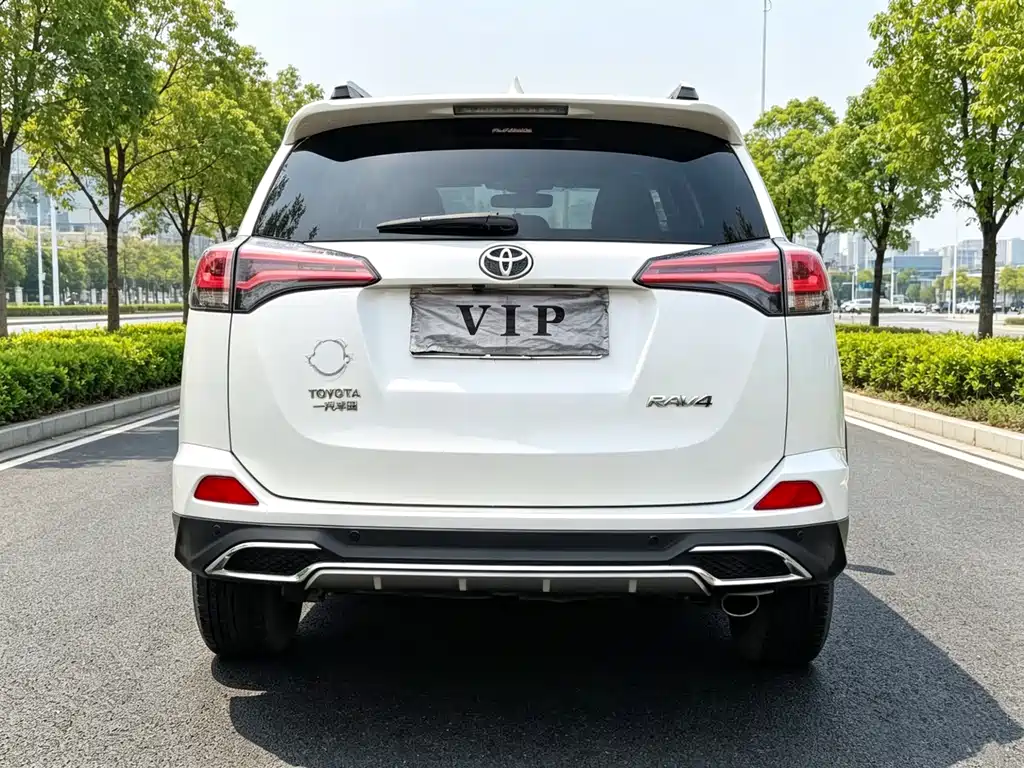 Toyota RAV4 2016 — фото 8