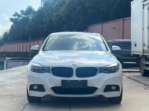 BMW 3 Series GT 2019