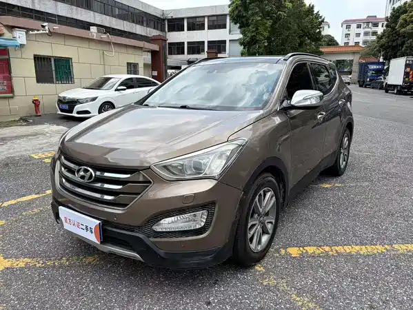 Hyundai Santa Fe 2013