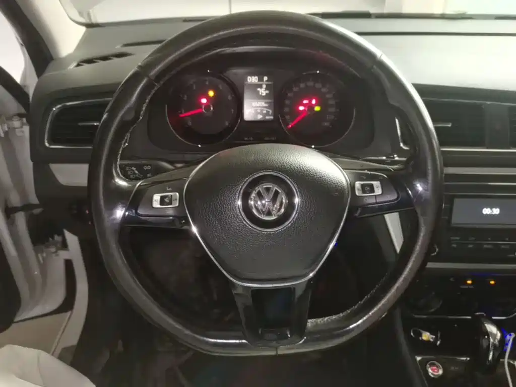 Volkswagen Gran Lavida 2017 — фото 11