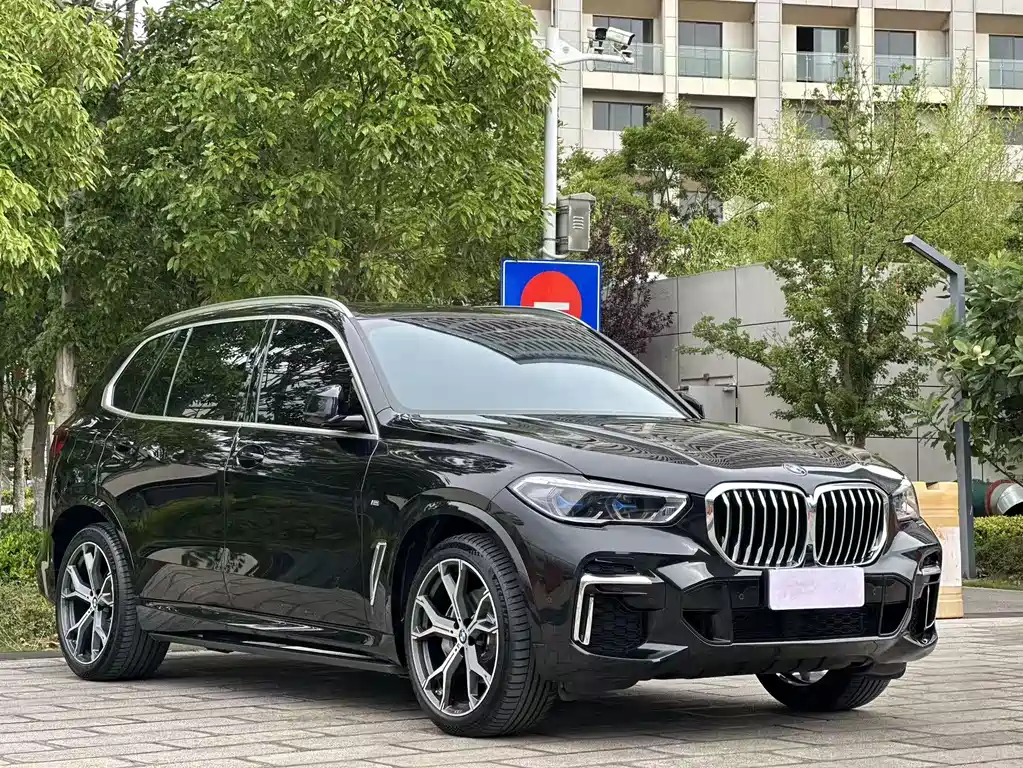 BMW X5 2023
