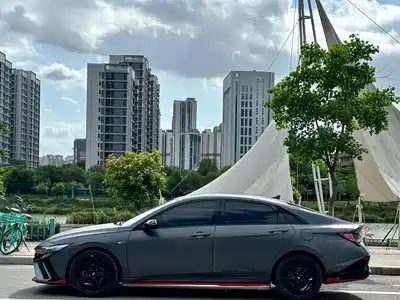 Hyundai Elantra 2023
