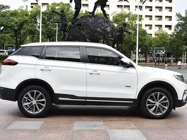 Geely Boyue 2019