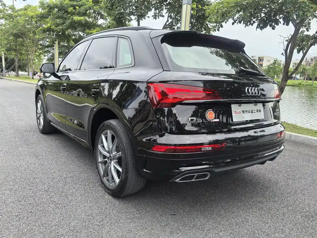 Audi Q5L 2022 — фото 7