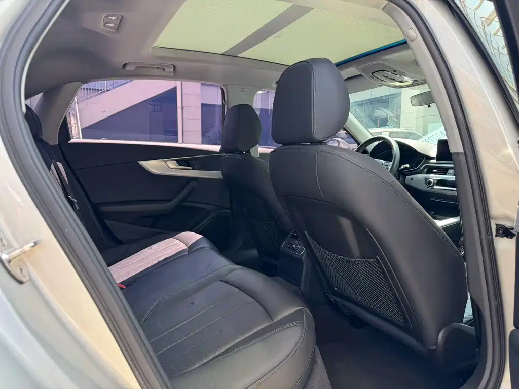 Audi A4L 2017