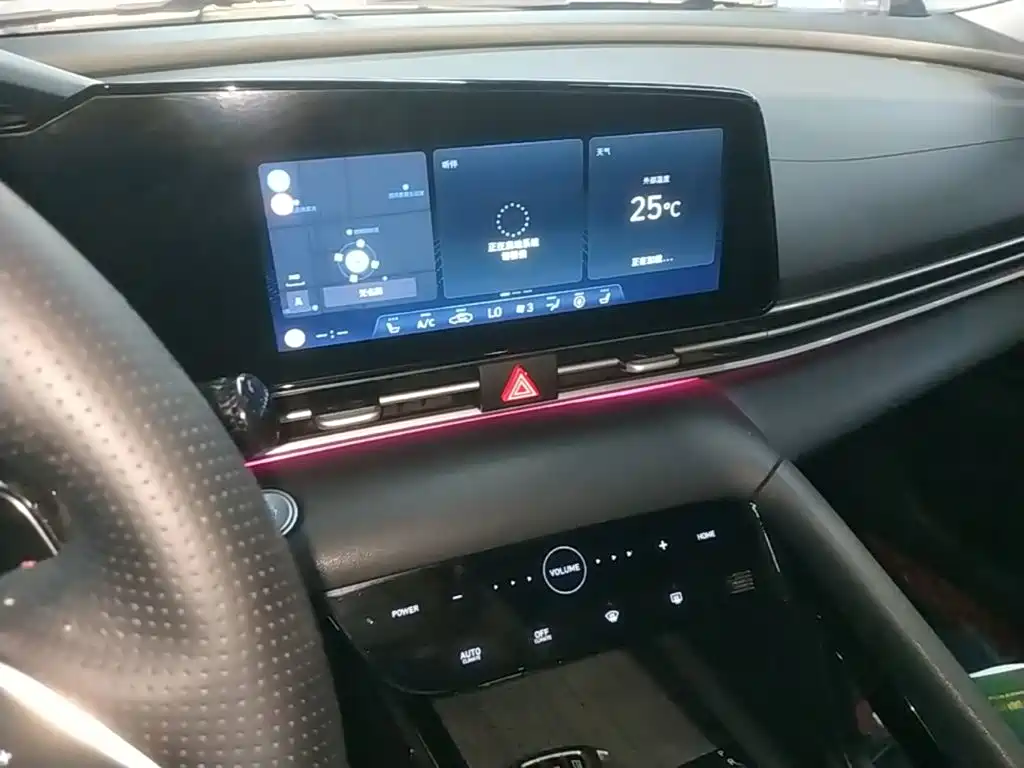 Hyundai Elantra 2021 — фото 13