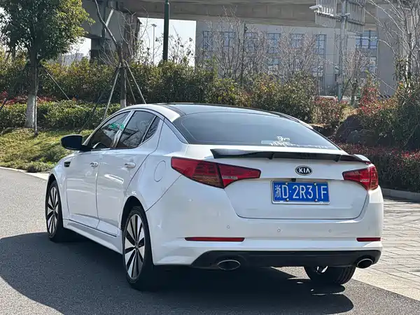 Kia K5 2012