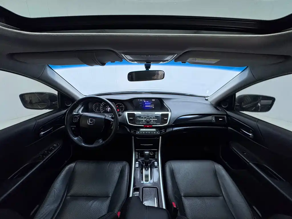 Honda Accord 2017 — фото 3