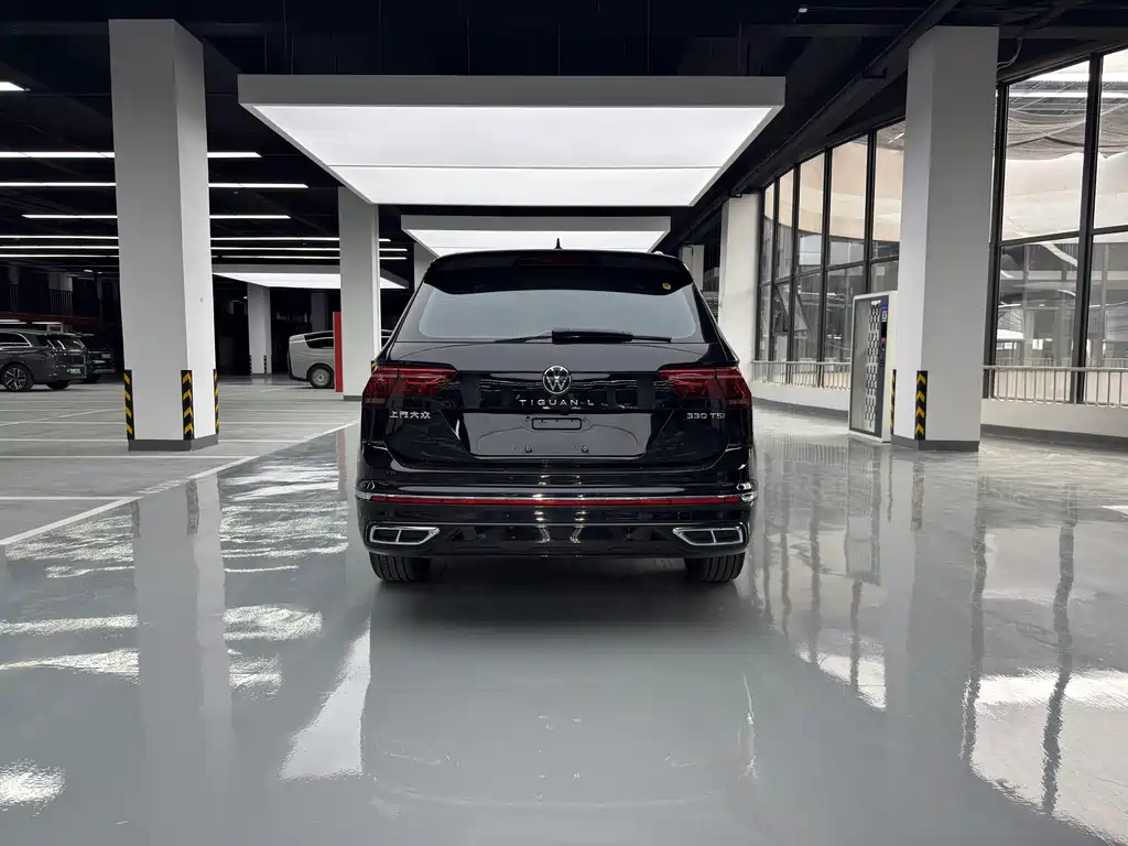 Volkswagen Tiguan L 2022 — фото 13