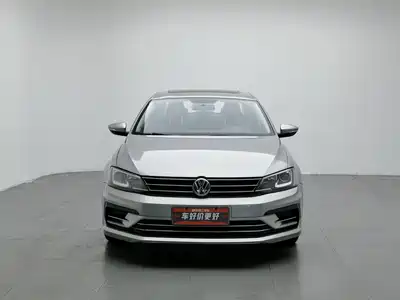 Volkswagen Sagitar 2018