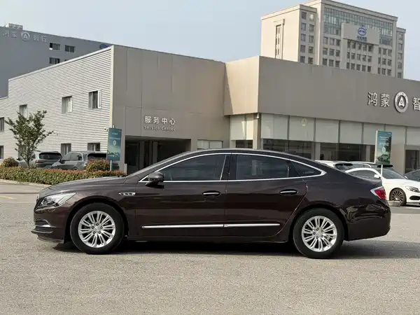 Buick LaCrosse 2018