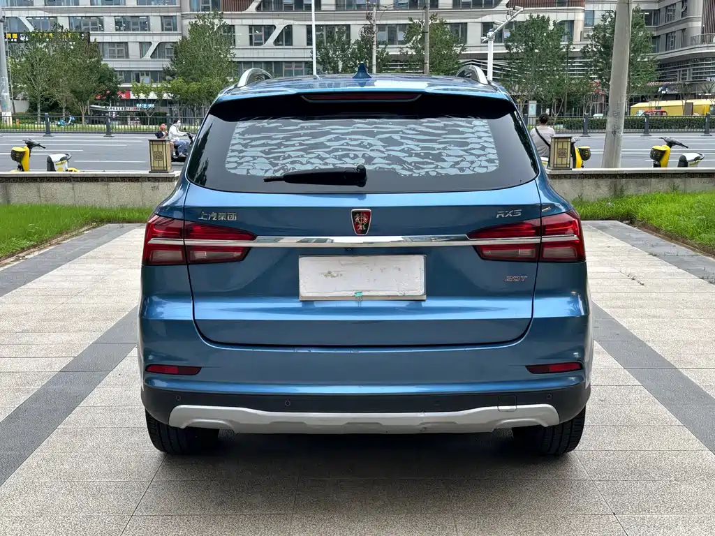 Roewe RX5 2016 — фото 4