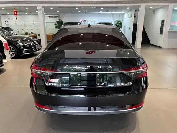 Skoda Superb 2023
