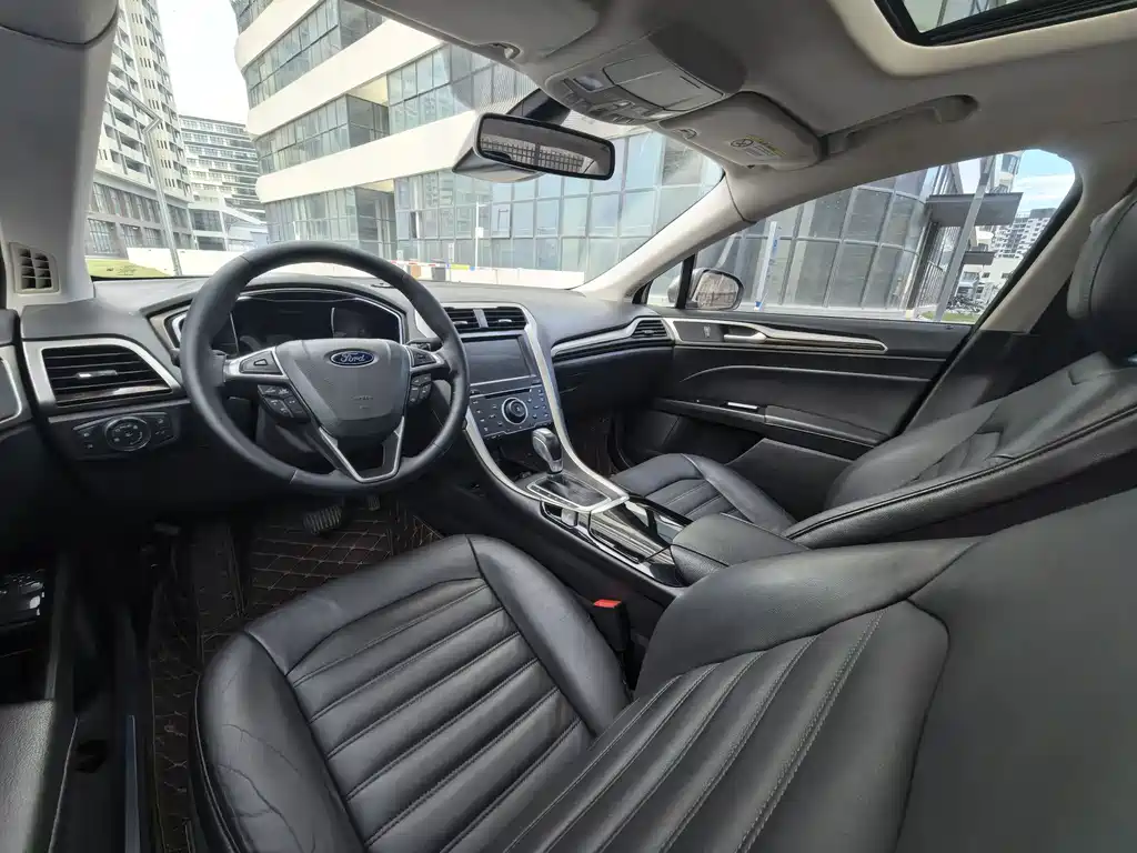 Ford Mondeo 2016 — фото 16
