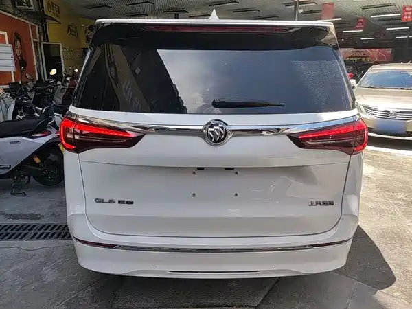 Buick GL8 2023