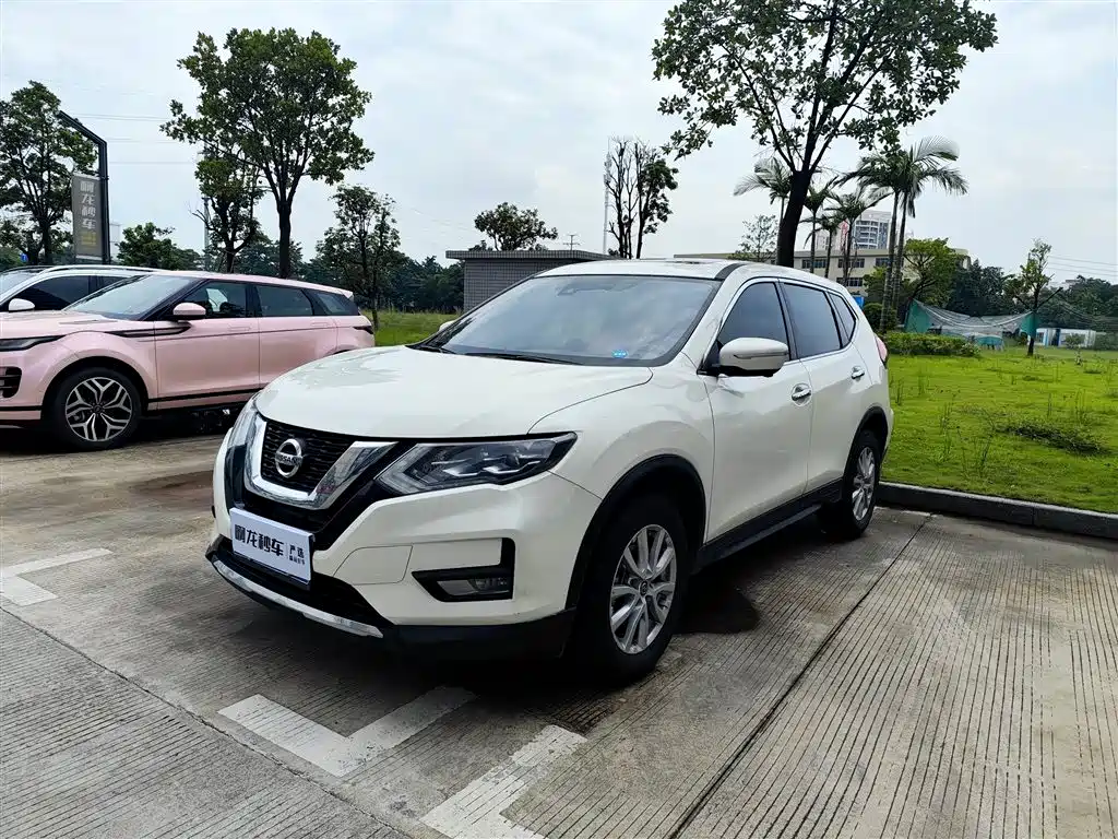 Nissan X-Trail 2024 — фото 1