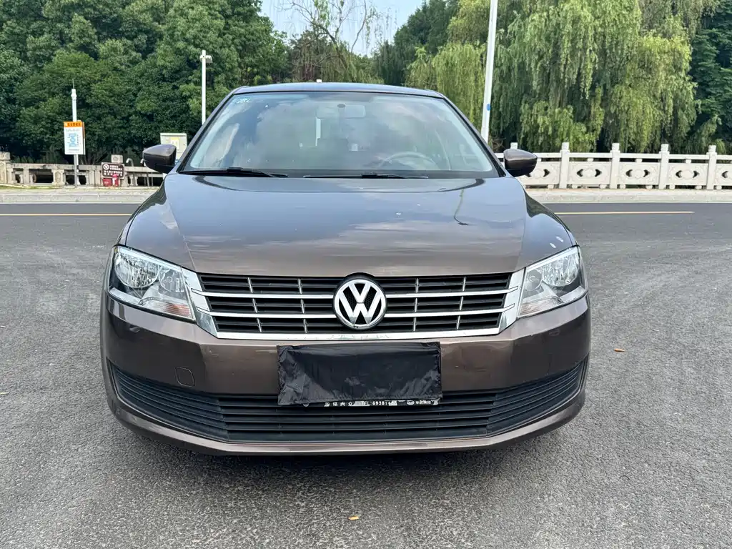 Volkswagen Gran Lavida 2014