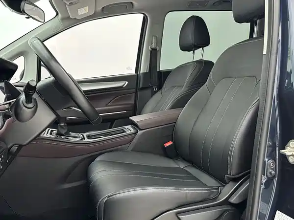 GAC Trumpchi M6 2022
