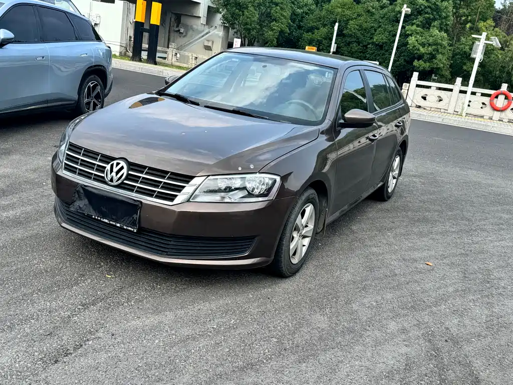 Volkswagen Gran Lavida 2014