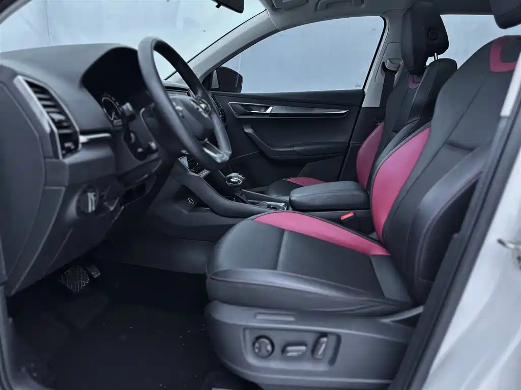 Skoda Karoq 2022 — фото 19