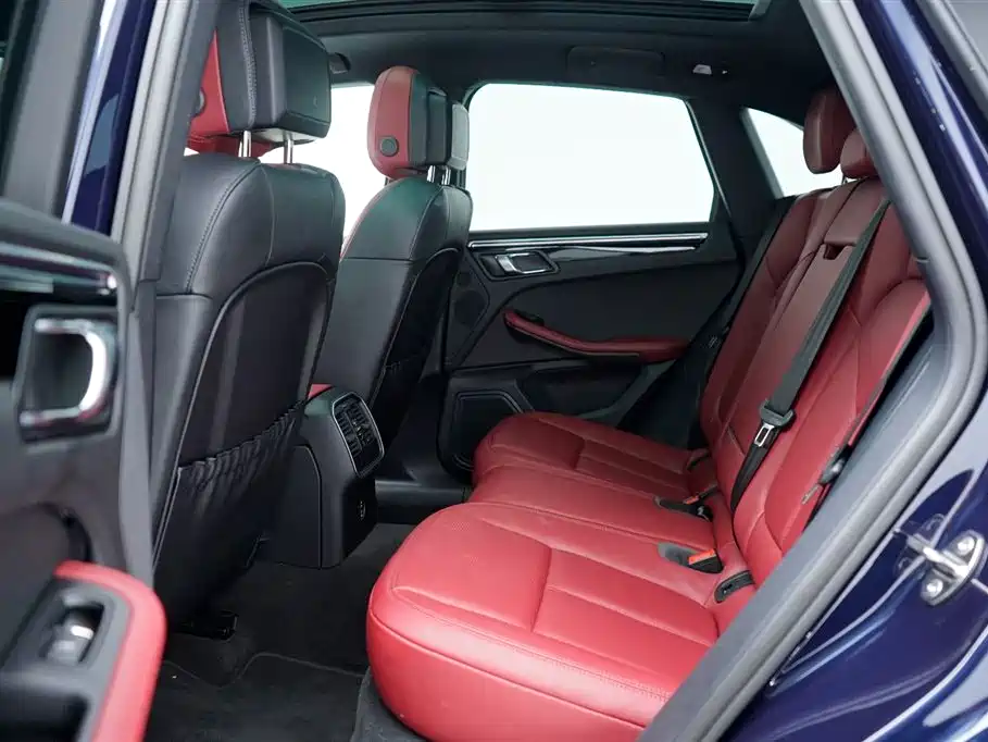 Porsche Macan 2023