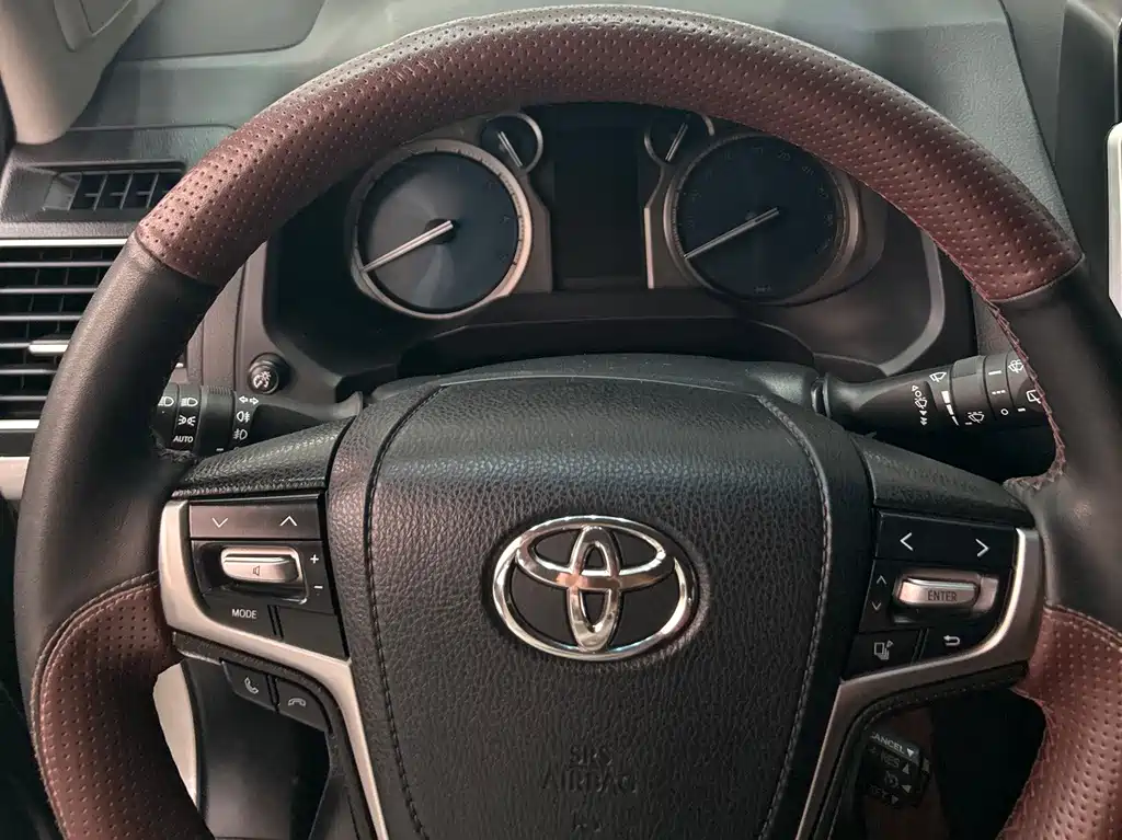 Toyota Prado 2019 — фото 5