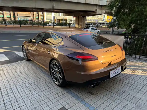 Porsche Panamera 2015