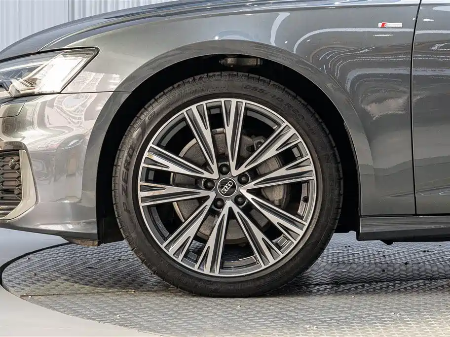 Audi A6L 2022 — фото 8