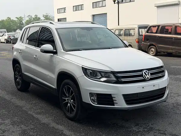 Volkswagen Tiguan 2015