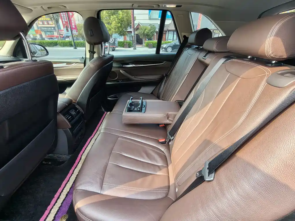 BMW X5 2018 — фото 17