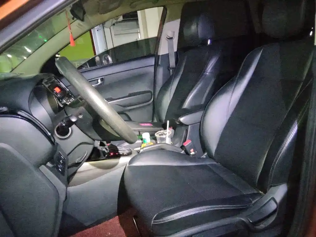 Kia KX3 2016 — фото 11