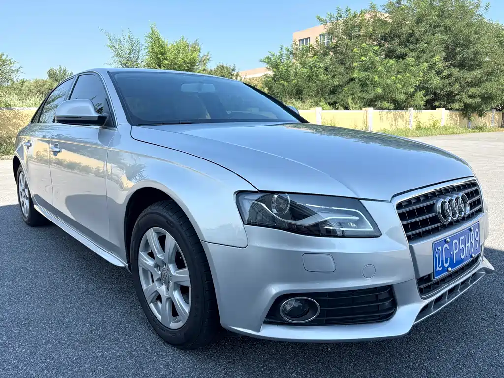 Audi A4L 2010