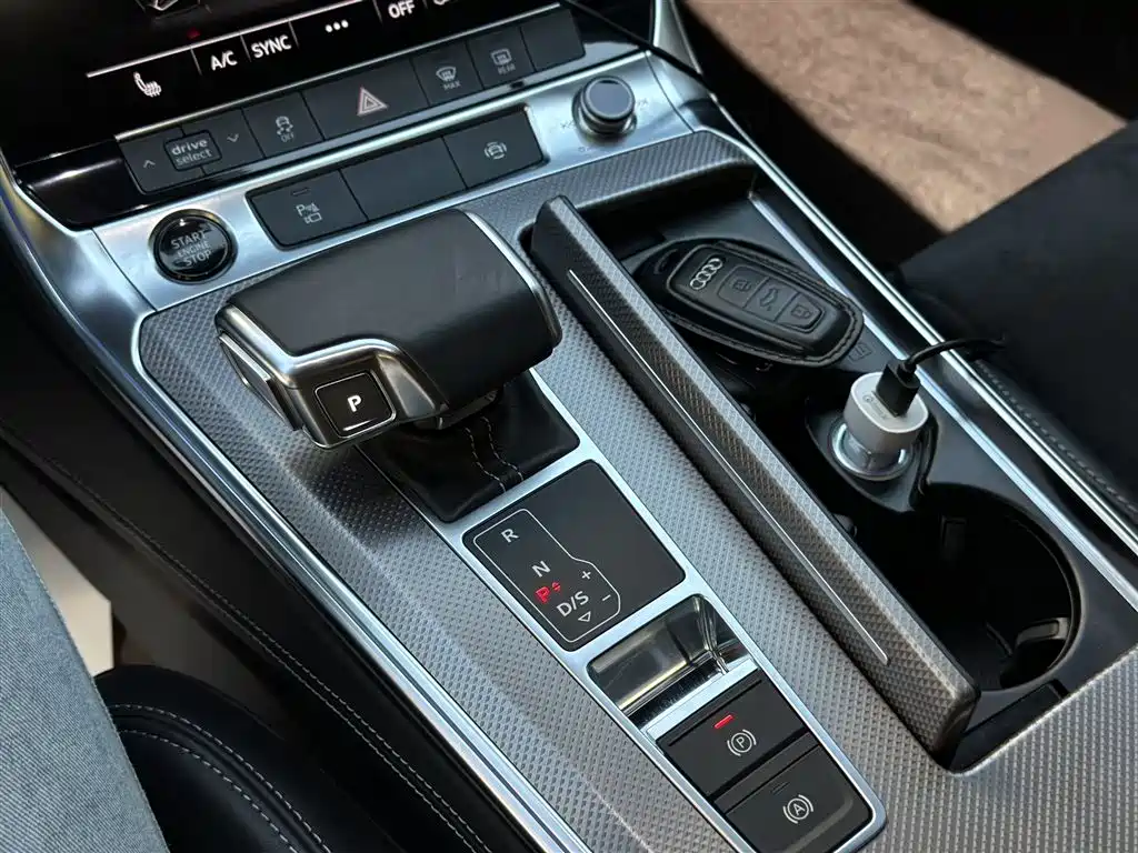 Audi A6L 2022 — фото 13