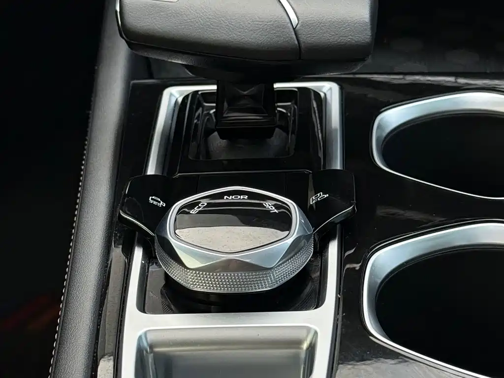 Changan Eado 2025 — фото 10