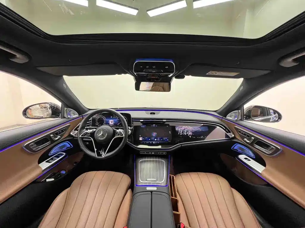 Mercedes-Benz E-Class 2025 — фото 13