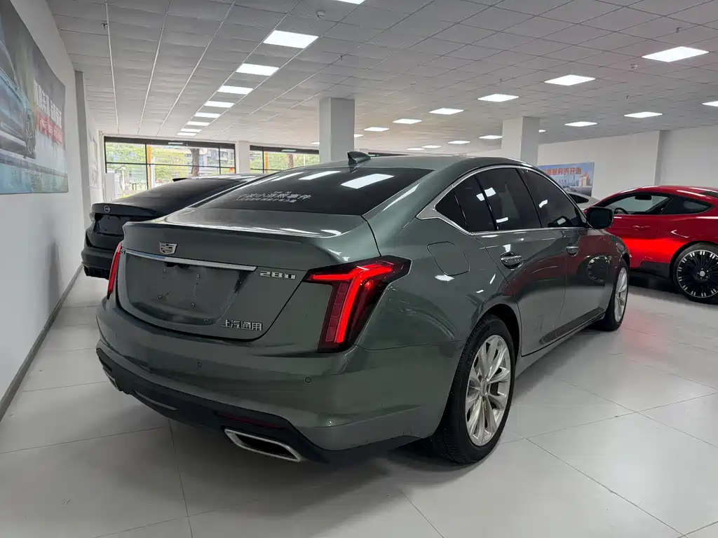 Cadillac CT5 2024 — фото 12