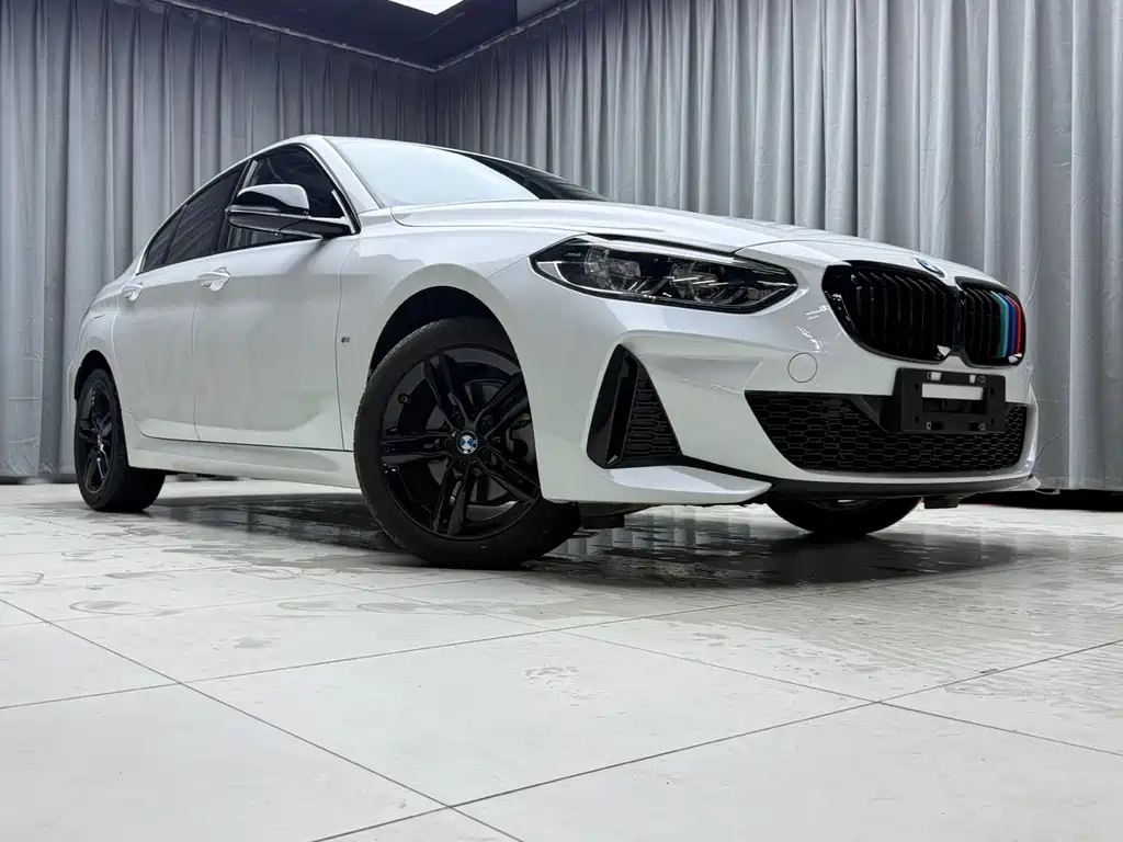 BMW 1 Series 2022