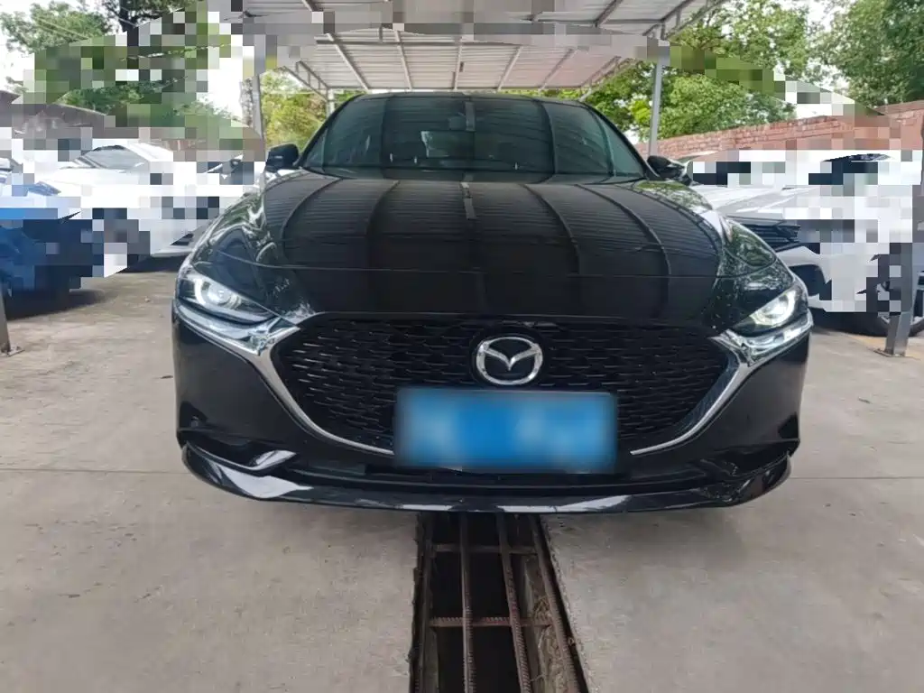 Mazda 3 Axela 2021