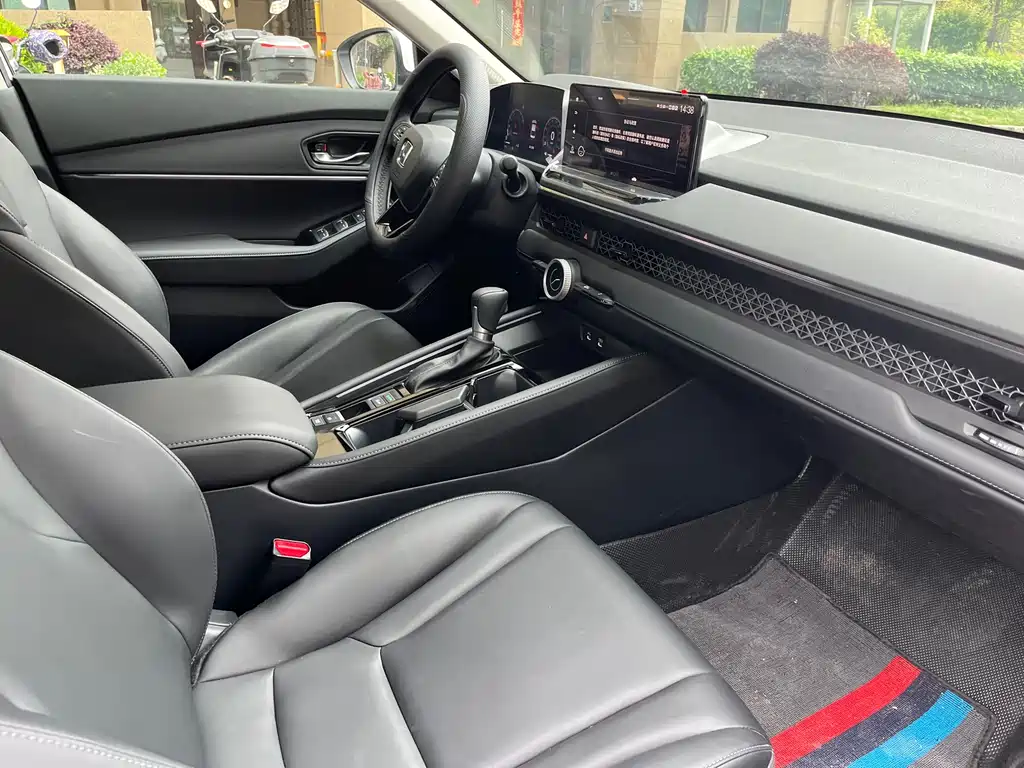 Honda Accord 2025