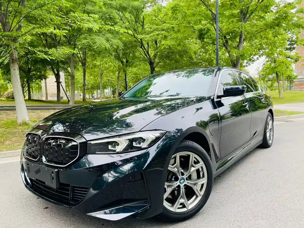 BMW i3 2024 — фото 1
