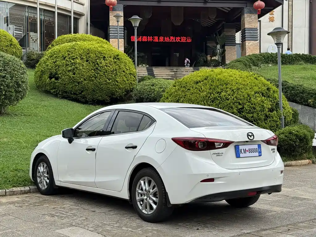 Mazda 3 Angkesela 2018 — фото 10