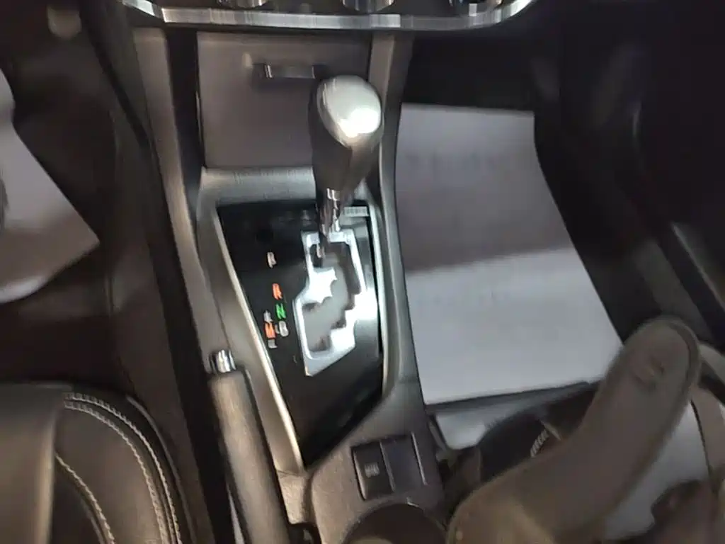 Toyota Corolla 2015 — фото 14