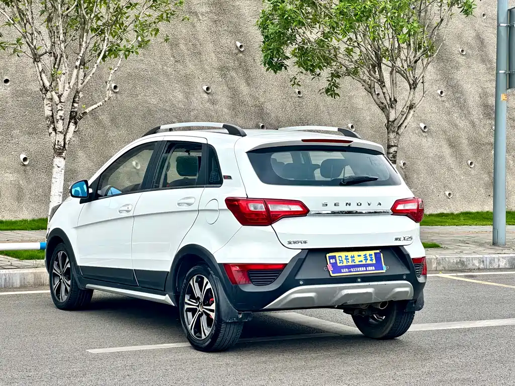 BAIC Senova X25 2016 — фото 18